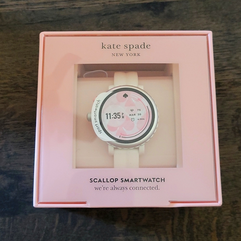 White Kate Spade Scallop Smart Watch